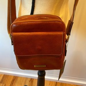 Honey color Tuscany Leather cross body bag